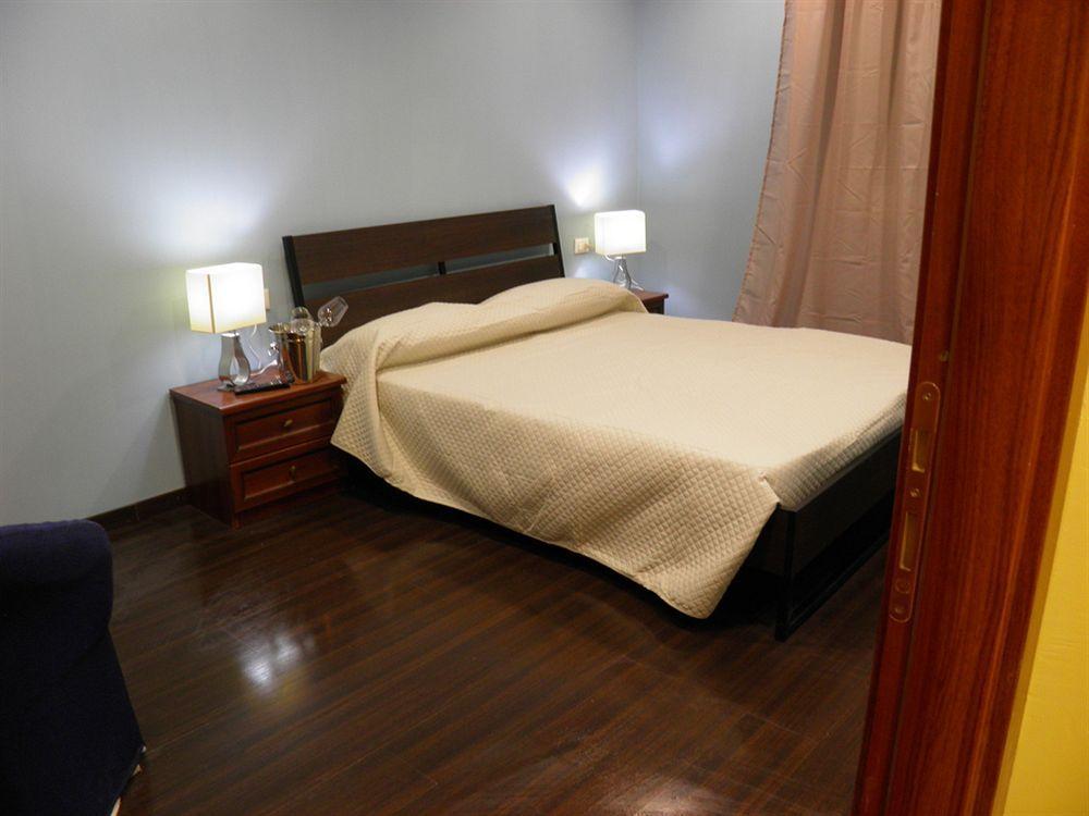 เกสต์เฮาส์ บีบี เปียซซา อิสเตรีย โรม ภายนอก รูปภาพ